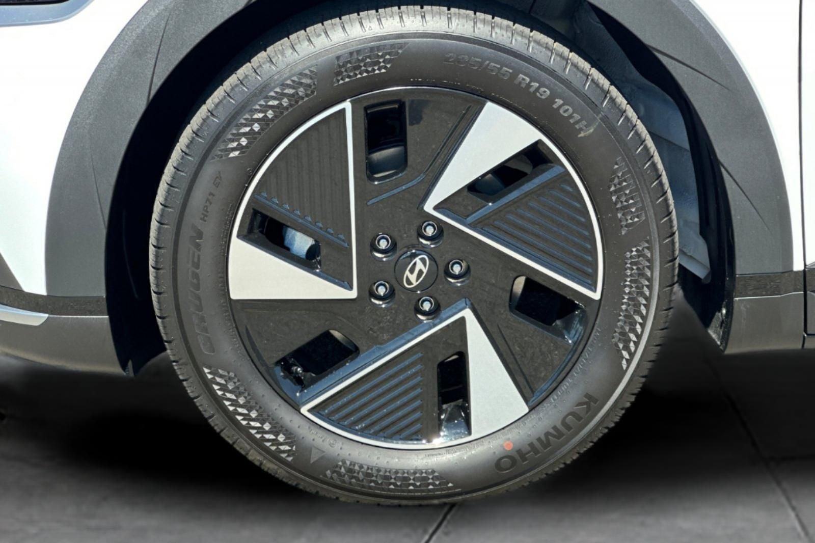 2026 Hyundai IONIQ 5 SE