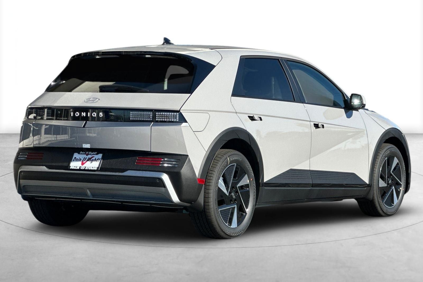 2026 Hyundai IONIQ 5 SE