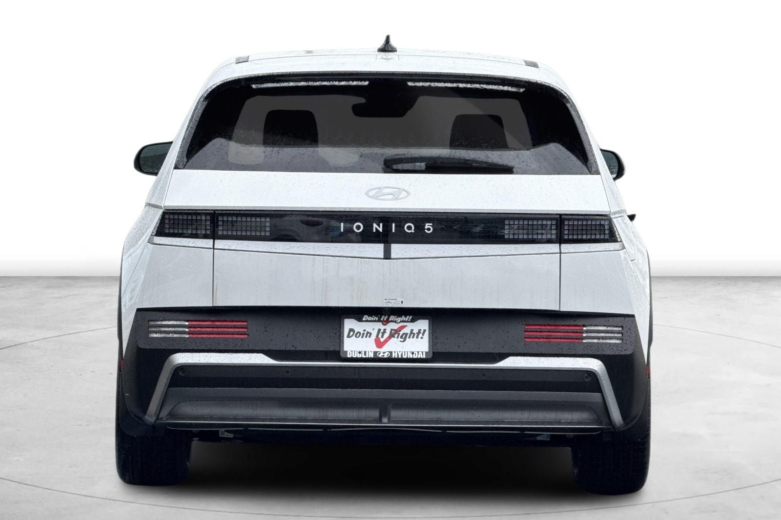 2026 Hyundai IONIQ 5 SE