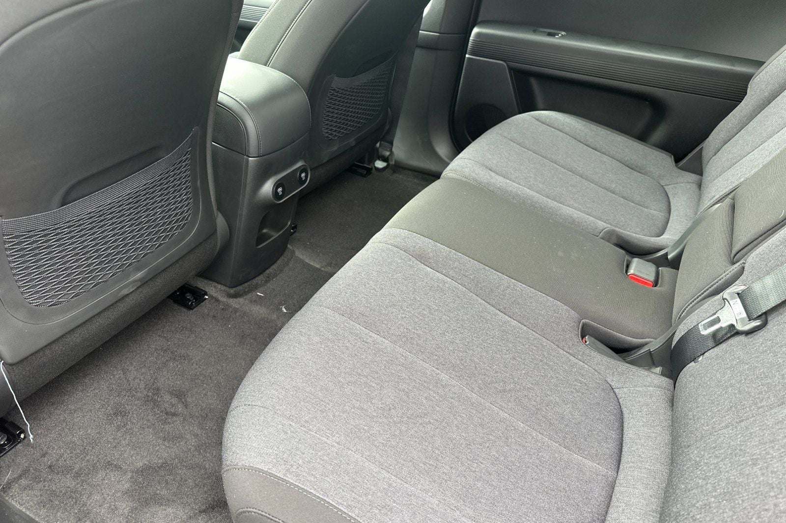 2025 Hyundai IONIQ 5 SE Standard Range