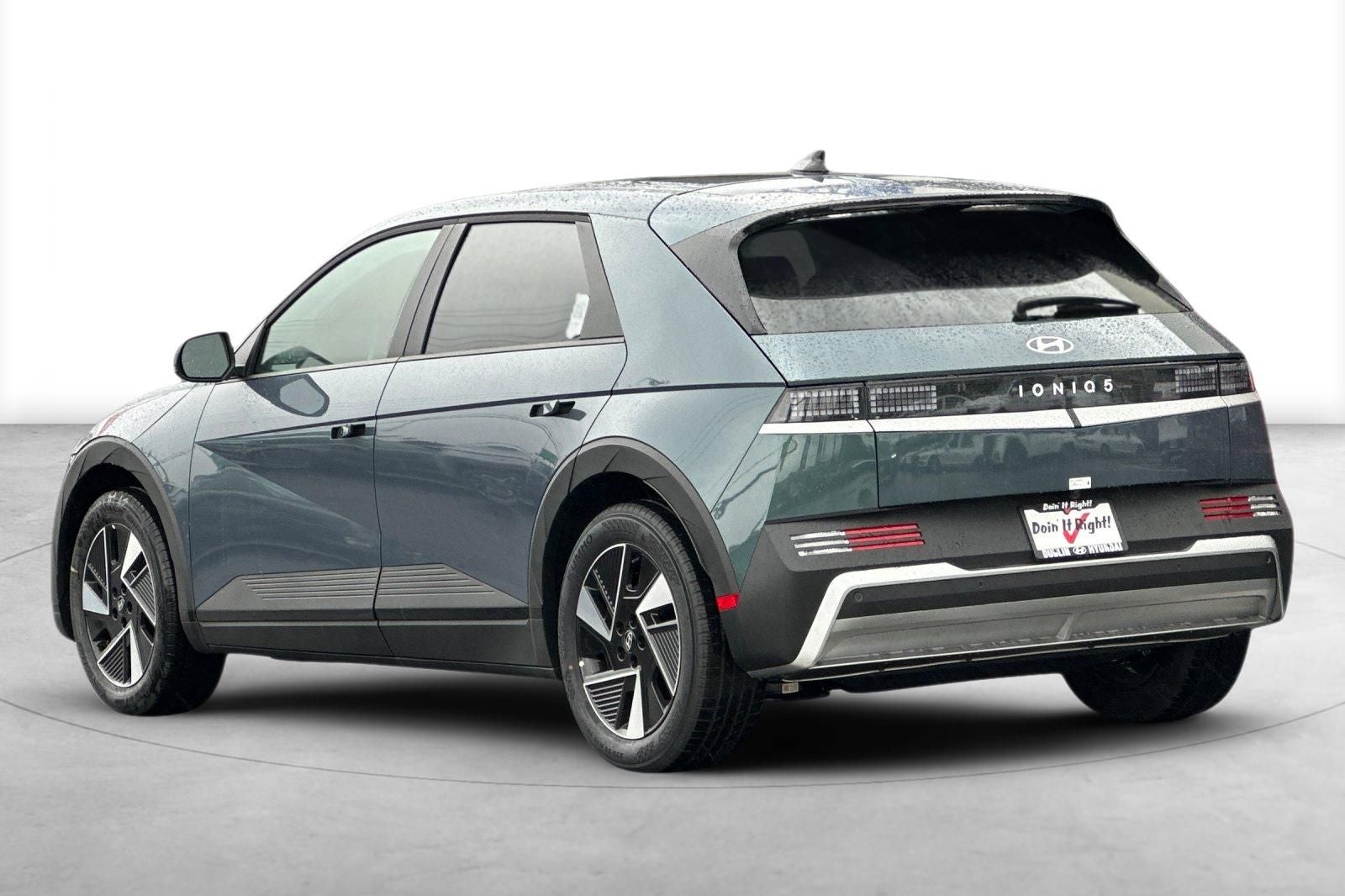 2025 Hyundai IONIQ 5 SE Standard Range