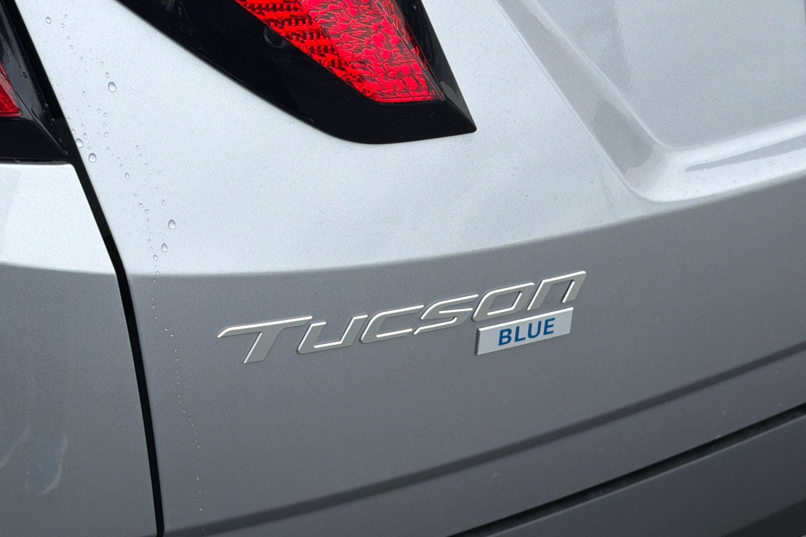 2026 Hyundai Tucson Hybrid Blue SE