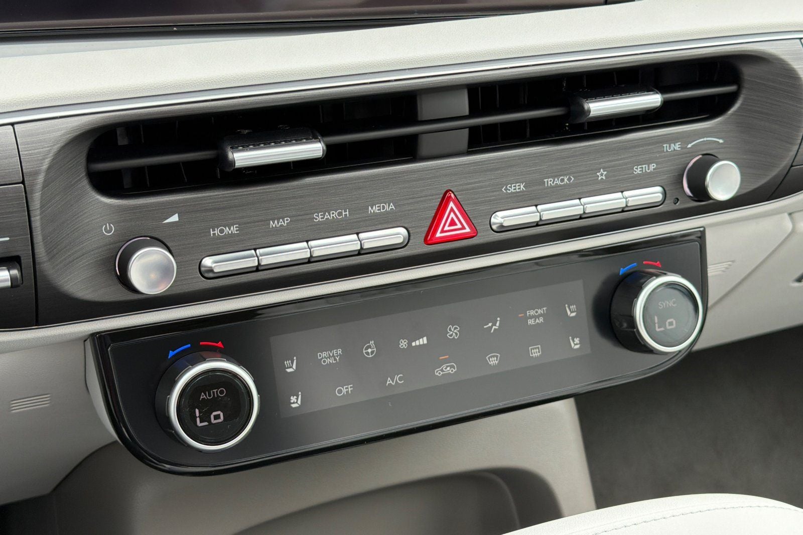 2026 Hyundai Palisade Hybrid Blue SEL Premium 7 Passenger
