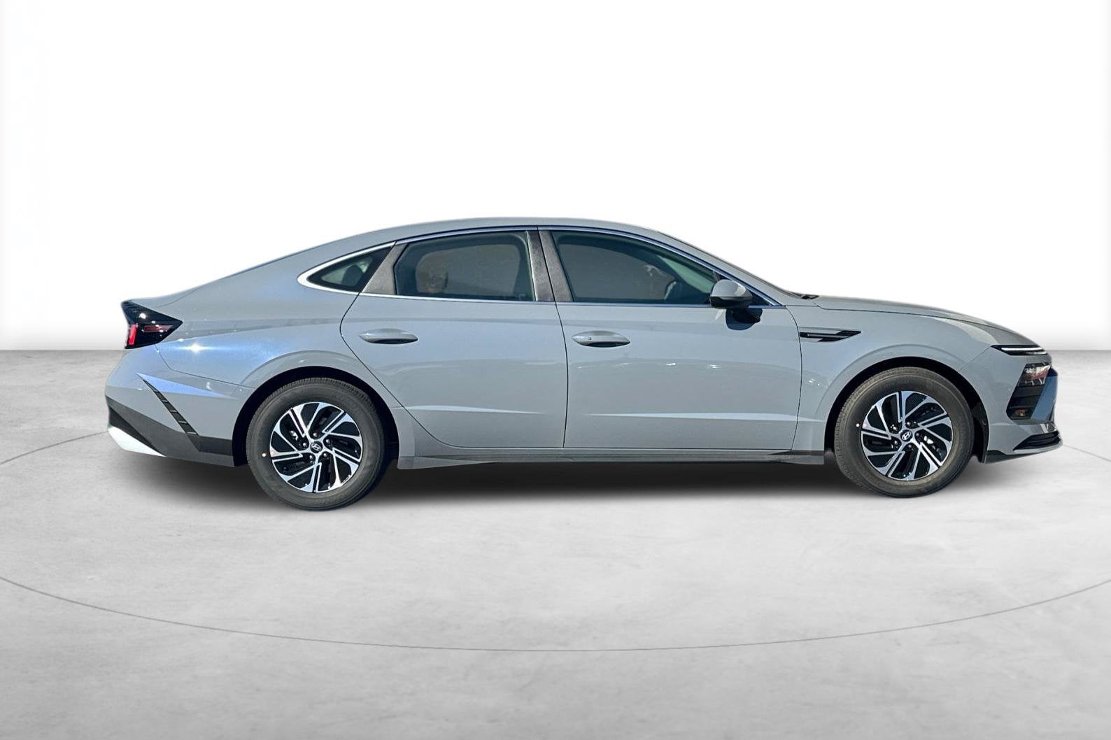 2027 Hyundai Sonata Hybrid Blue