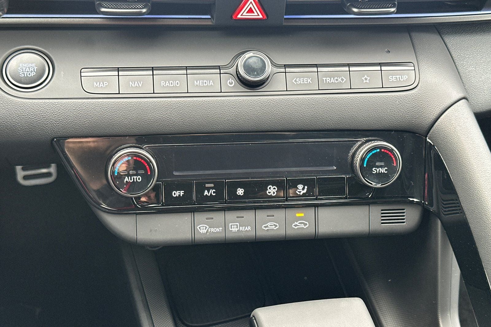 2026 Hyundai Elantra Hybrid SEL Sport