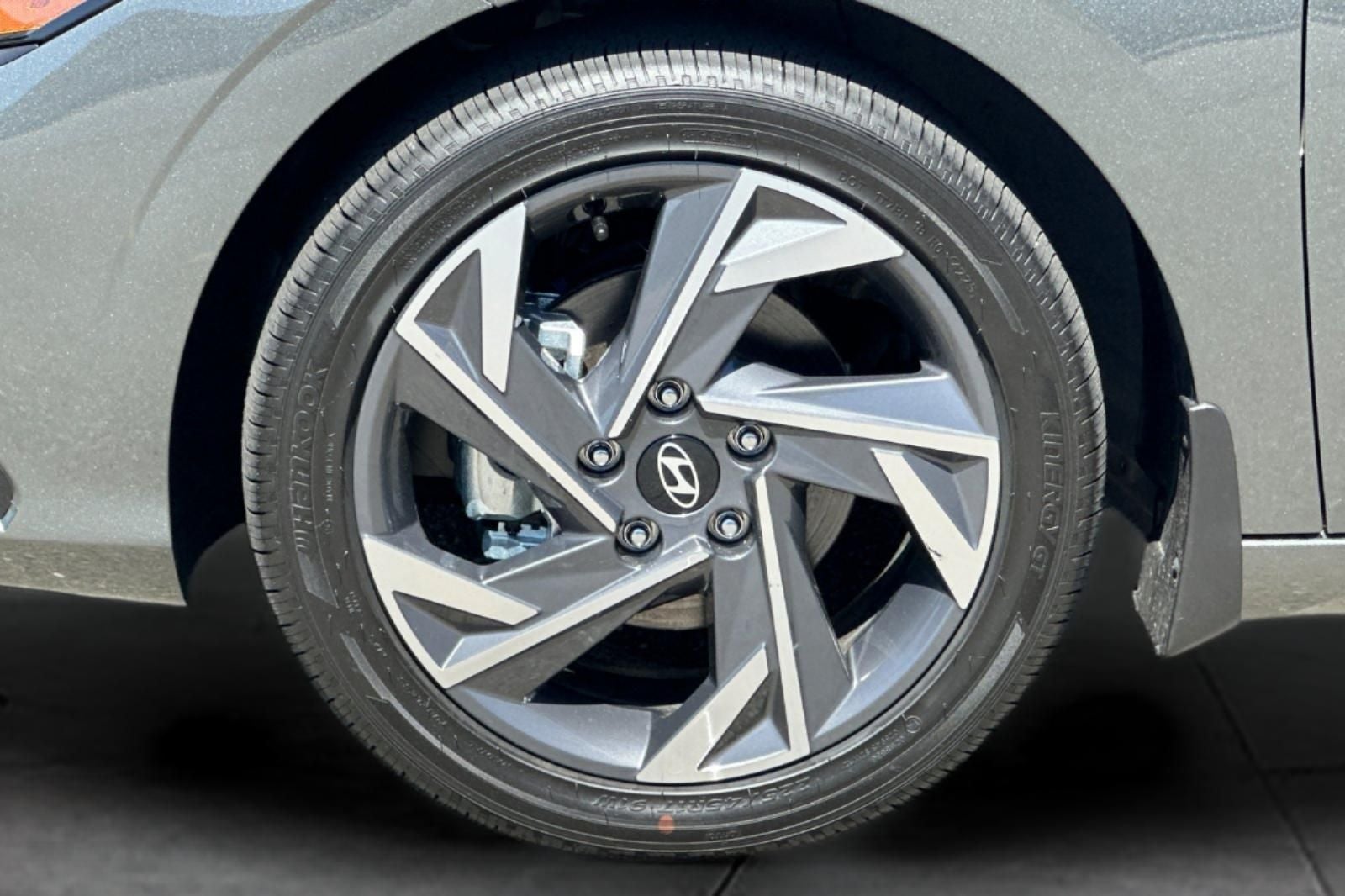 2026 Hyundai Elantra Hybrid Limited