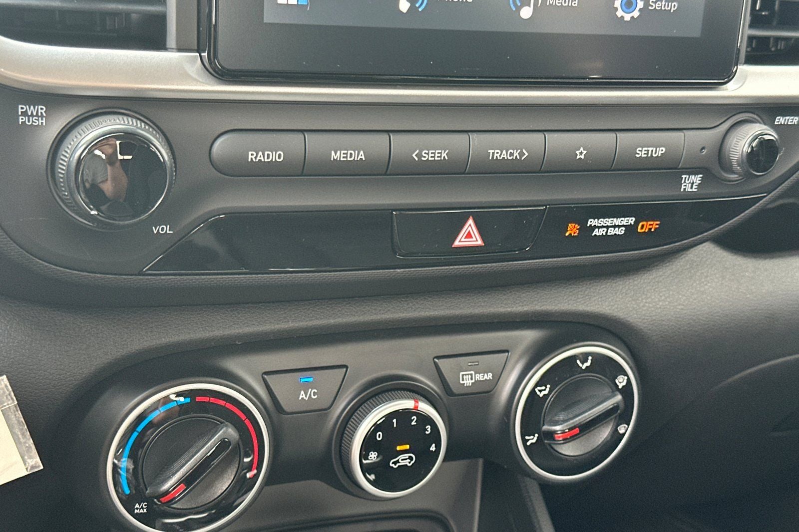 2026 Hyundai Venue SE