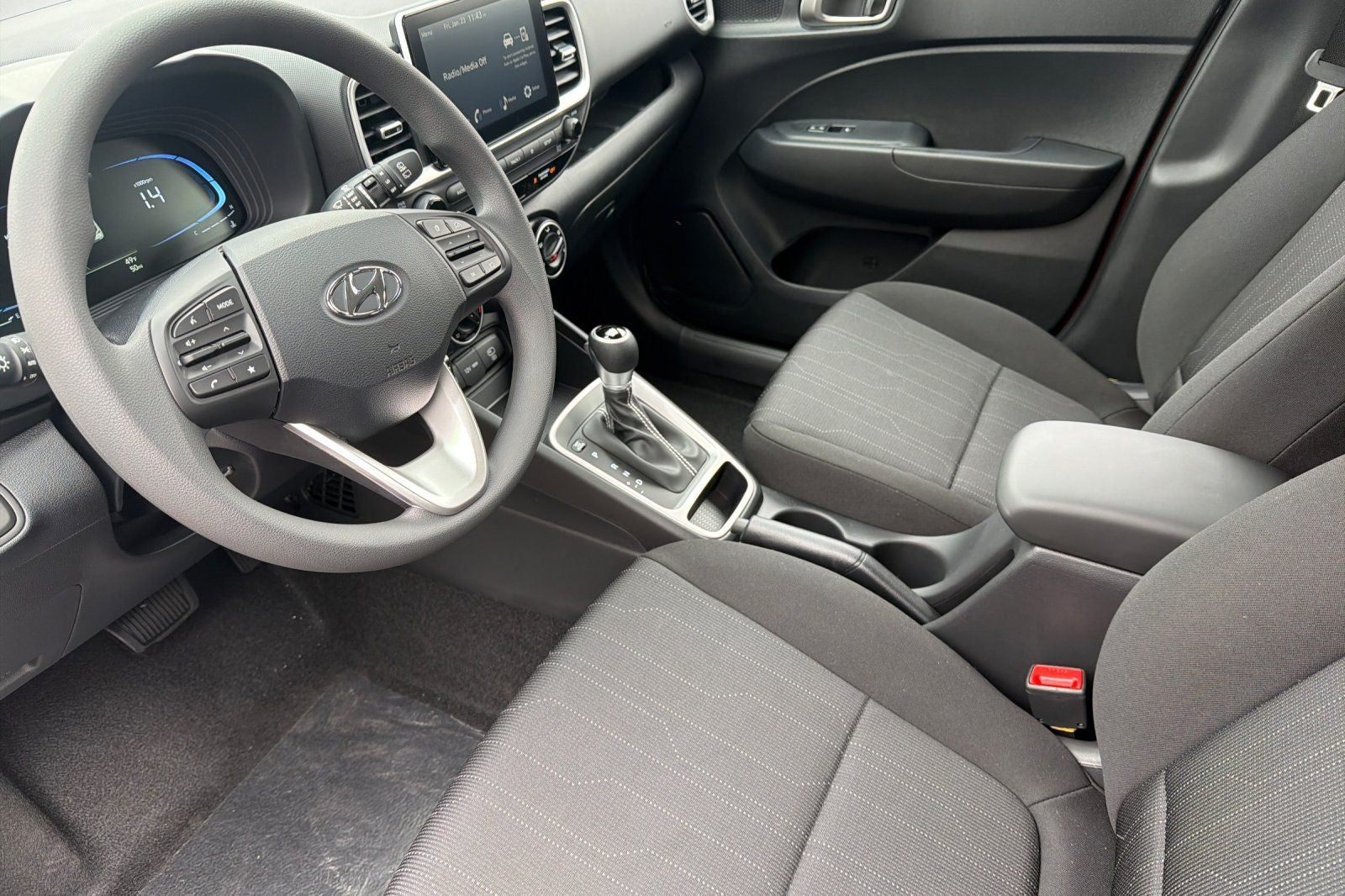 2026 Hyundai Venue SE