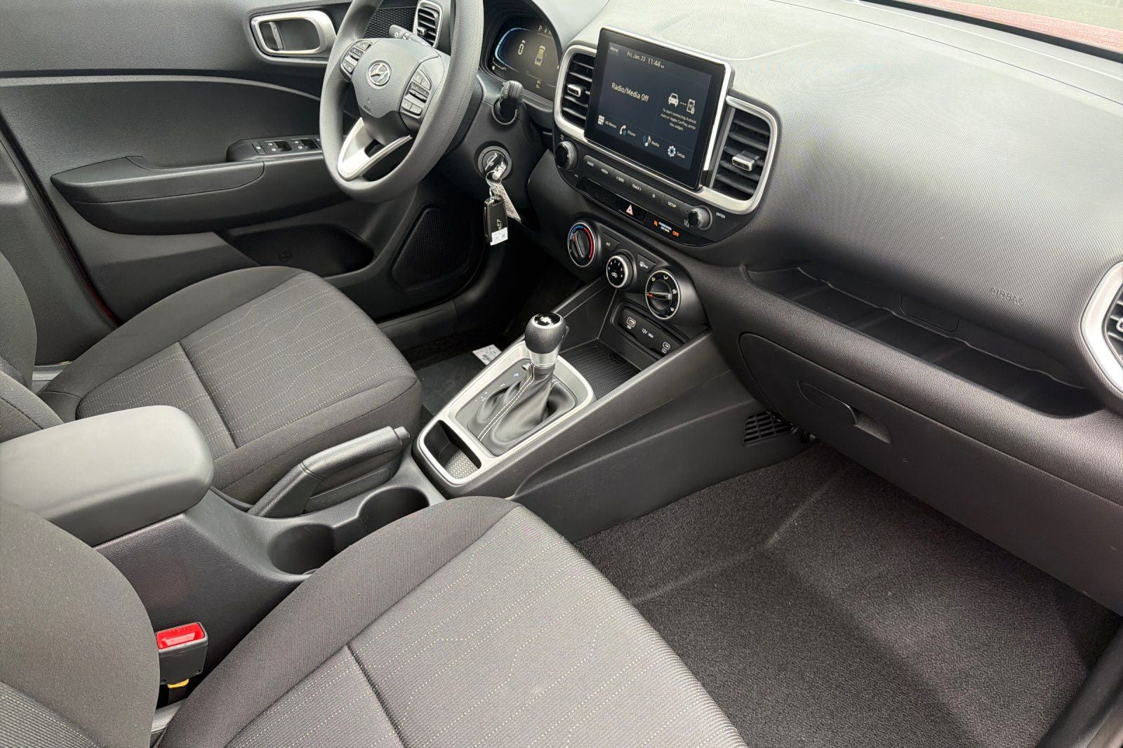 2026 Hyundai Venue SE