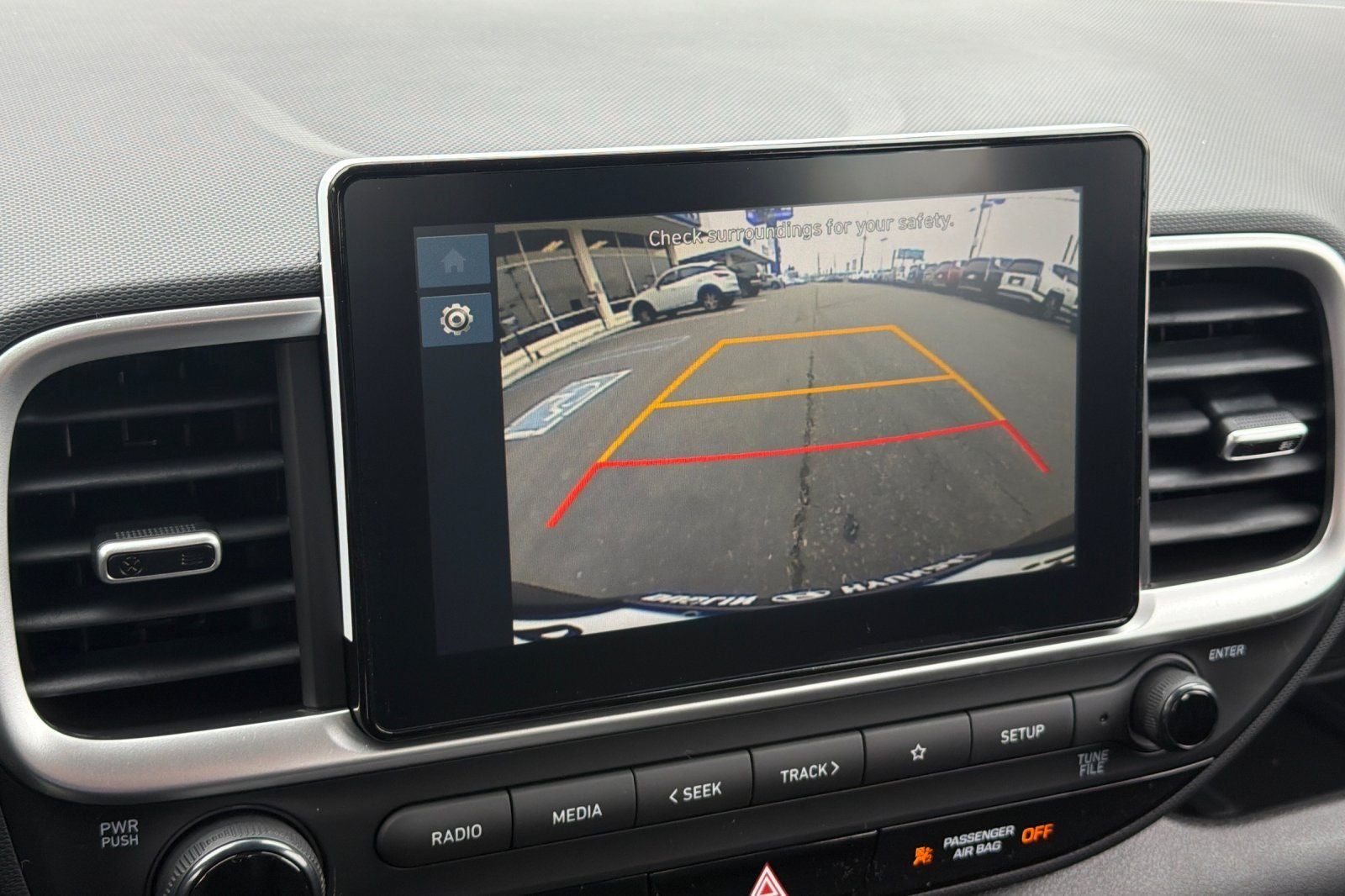 2026 Hyundai Venue SE