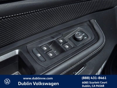 2024 Volkswagen Atlas Cross Sport 2.0T SEL R-Line