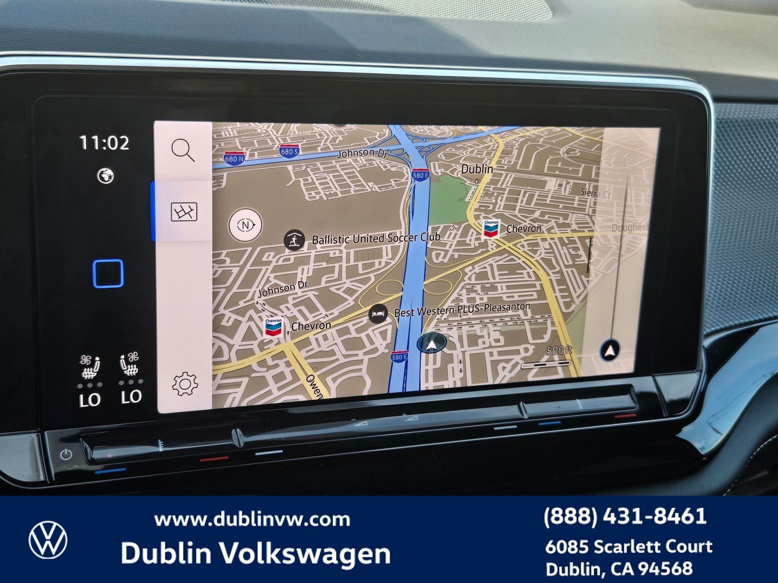 2024 Volkswagen Atlas Cross Sport 2.0T SEL R-Line