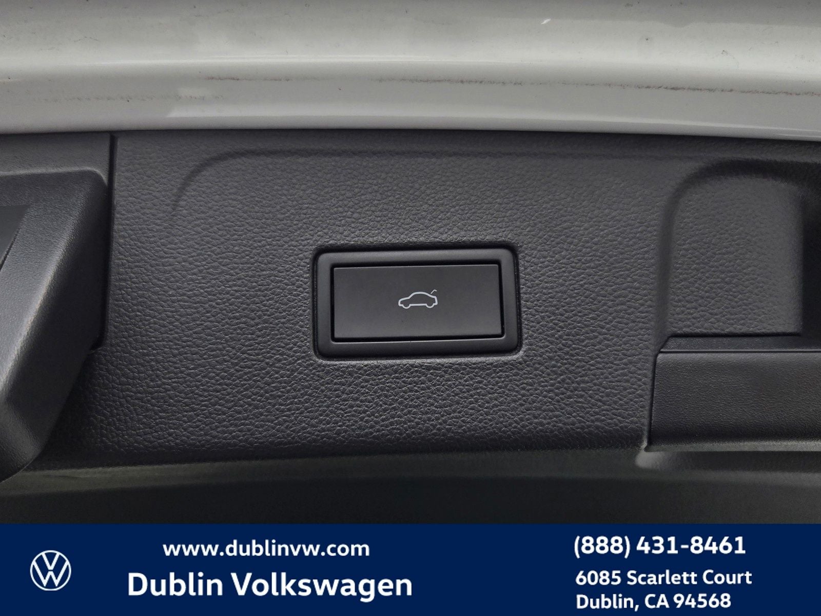 2022 Volkswagen Atlas 3.6L V6 SEL R-Line