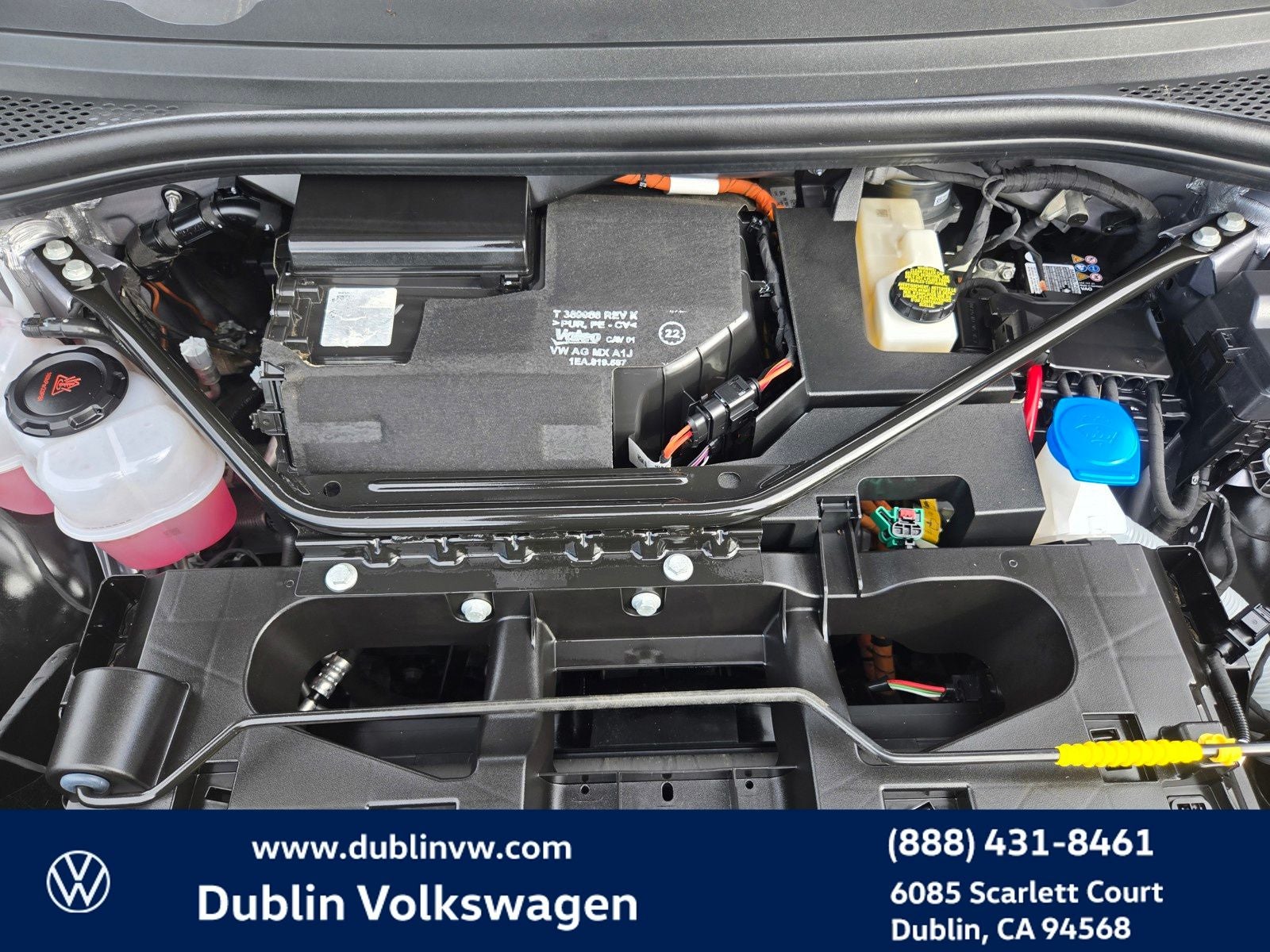 2023 Volkswagen ID.4 Pro