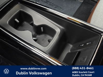 2023 Volkswagen ID.4 Pro