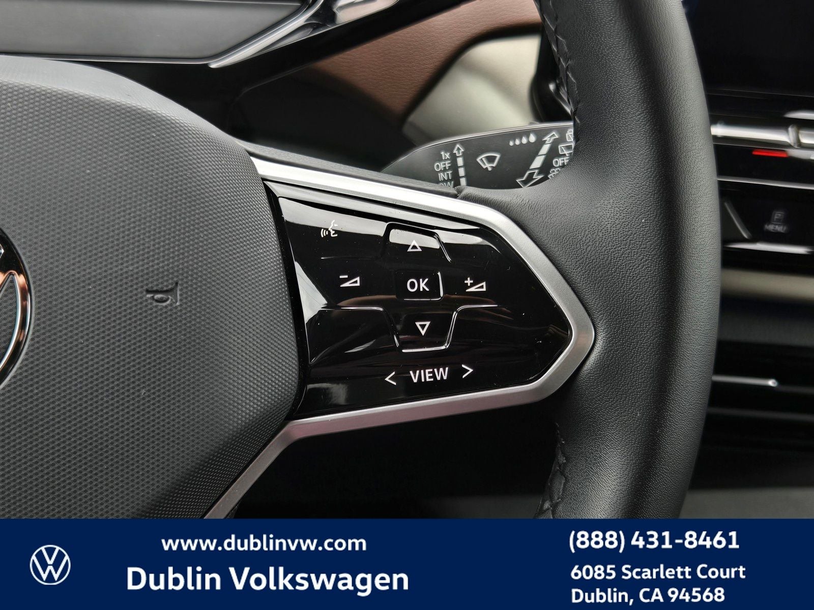 2023 Volkswagen ID.4 Pro