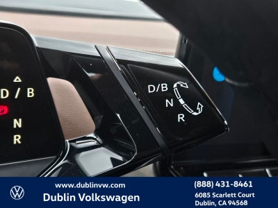 2023 Volkswagen ID.4 Pro