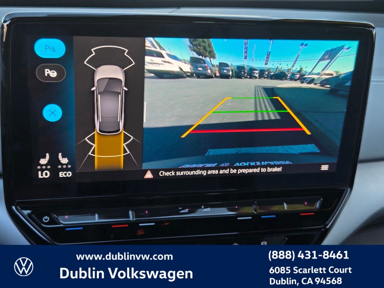 2023 Volkswagen ID.4 Pro