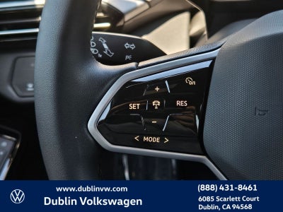 2023 Volkswagen ID.4 Pro