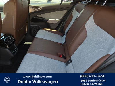 2023 Volkswagen ID.4 Pro