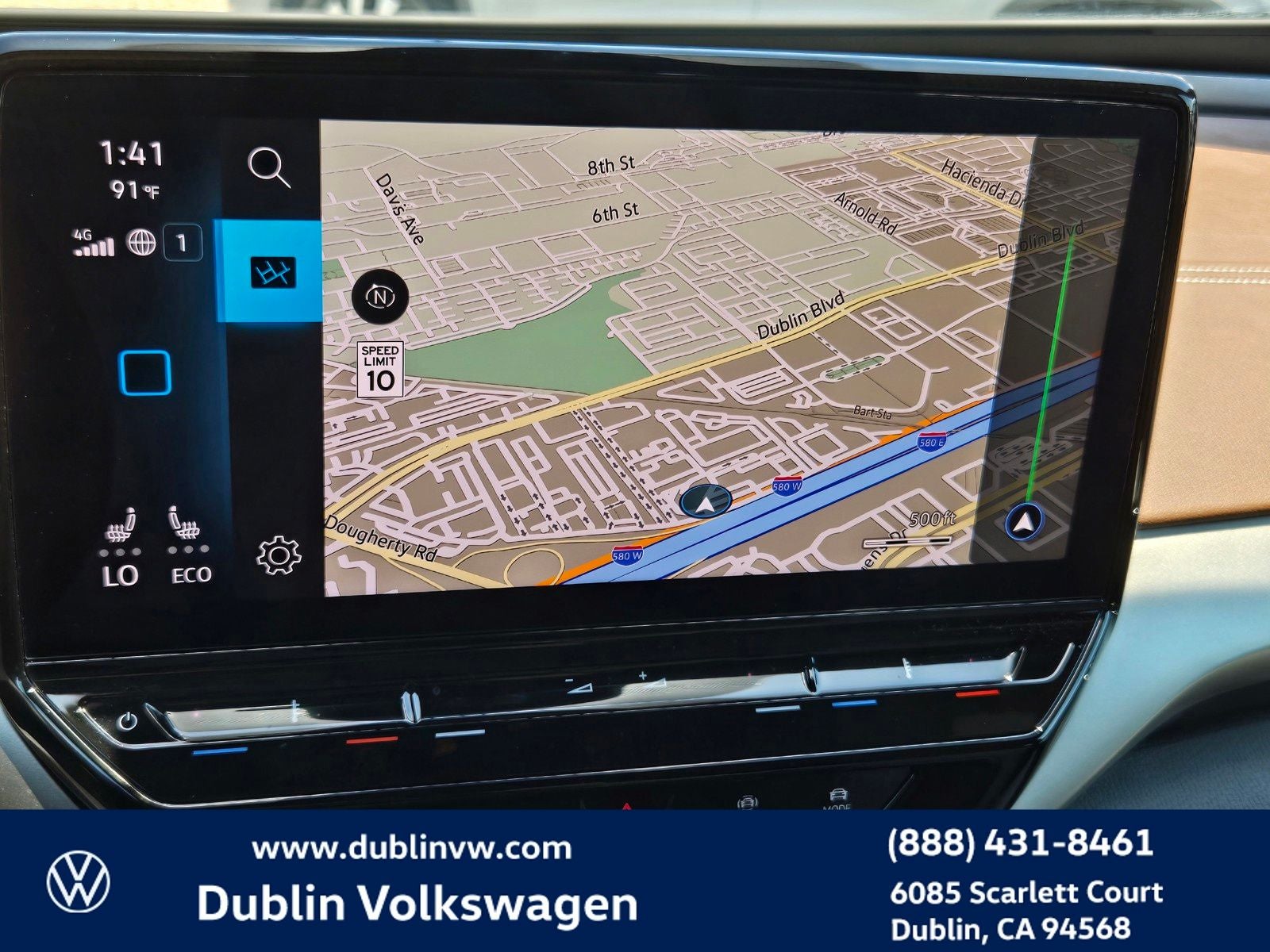 2023 Volkswagen ID.4 Pro