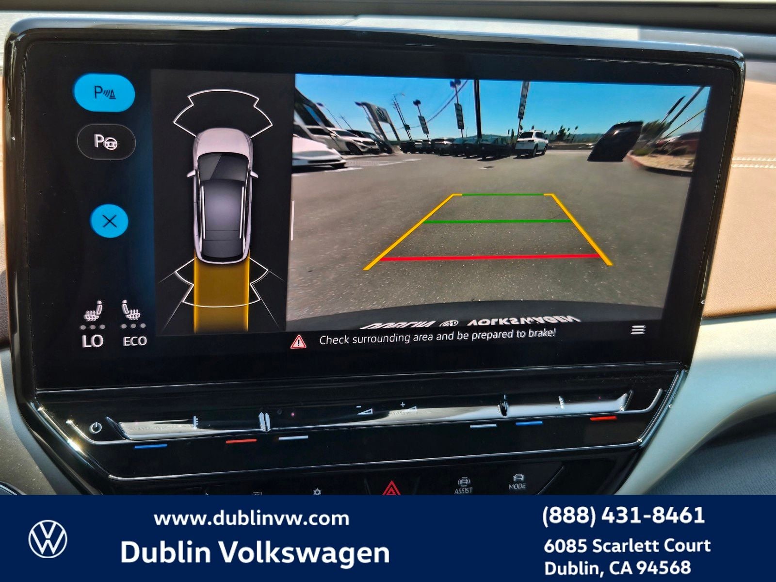 2023 Volkswagen ID.4 Pro