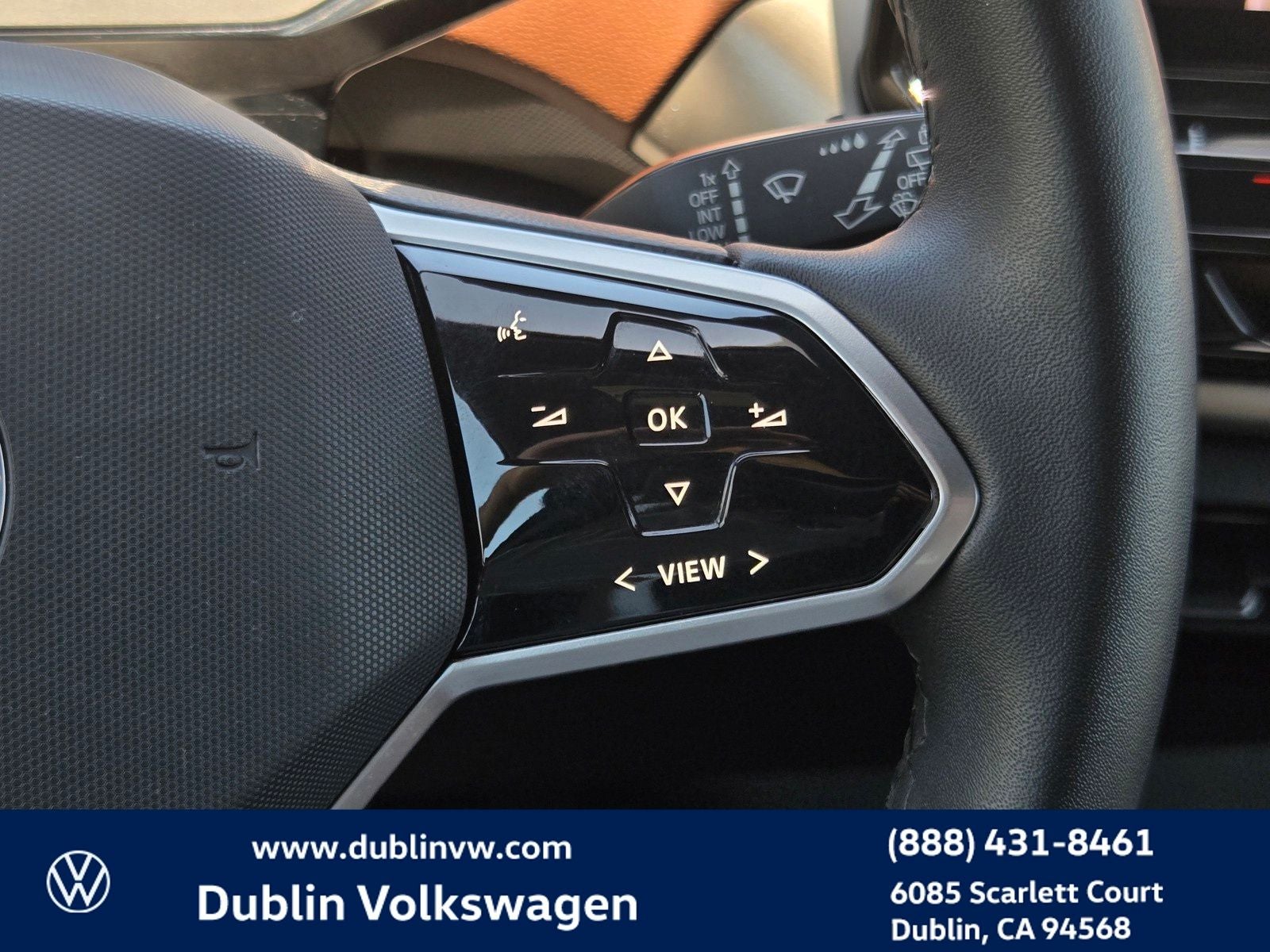 2023 Volkswagen ID.4 Pro