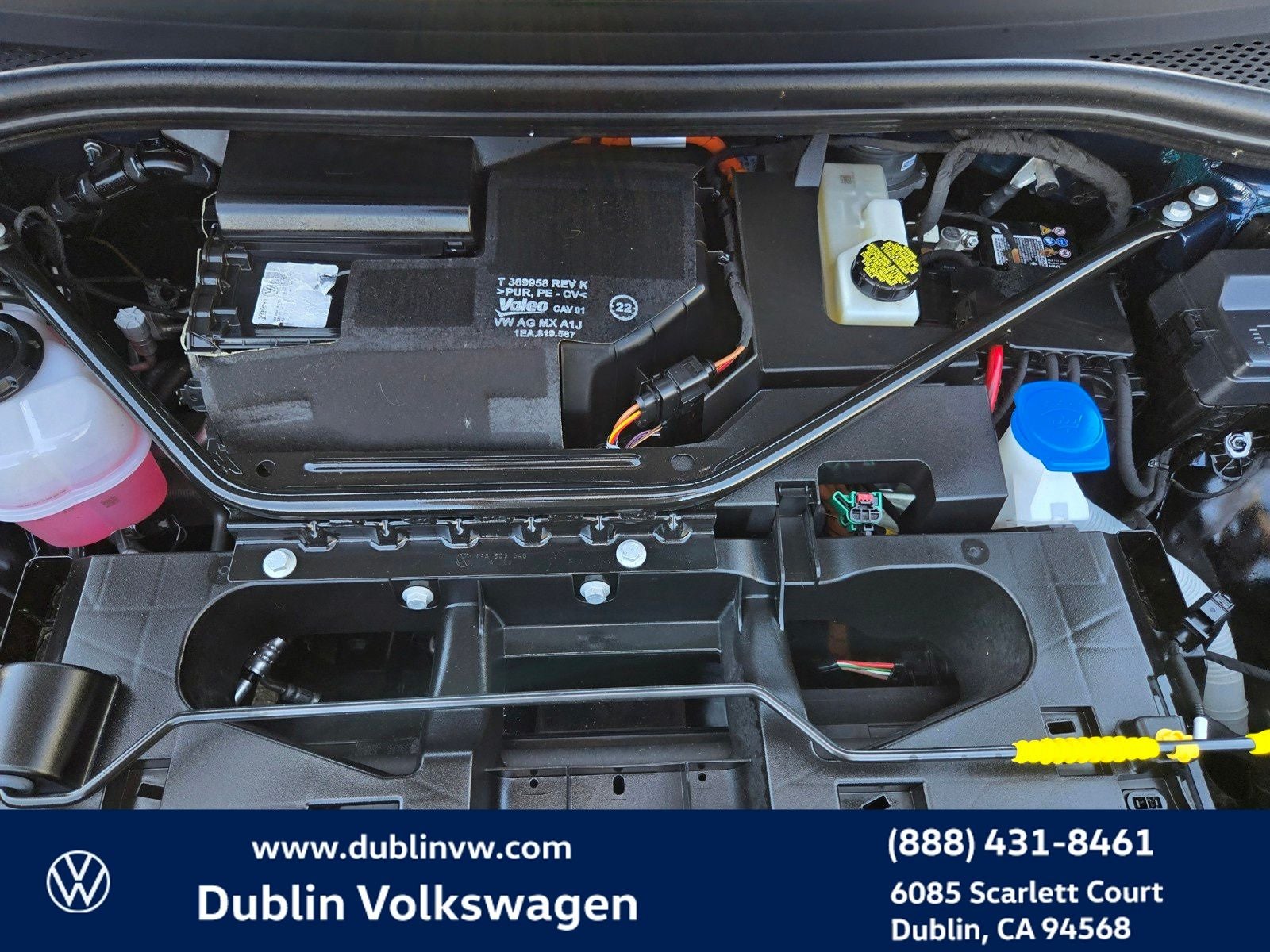 2023 Volkswagen ID.4 Pro
