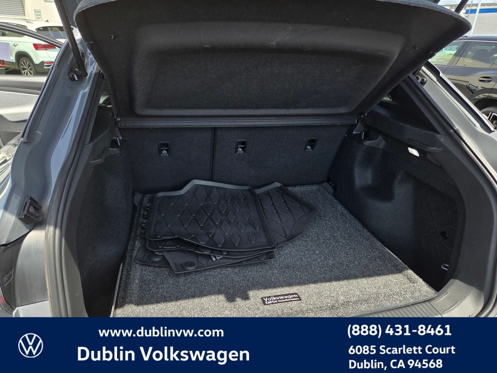 2023 Volkswagen ID.4 Pro
