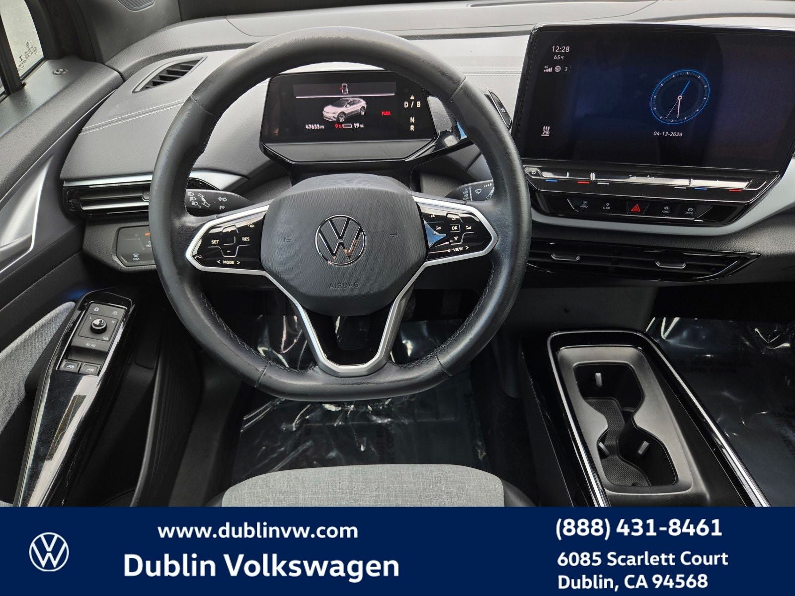 2023 Volkswagen ID.4 Pro