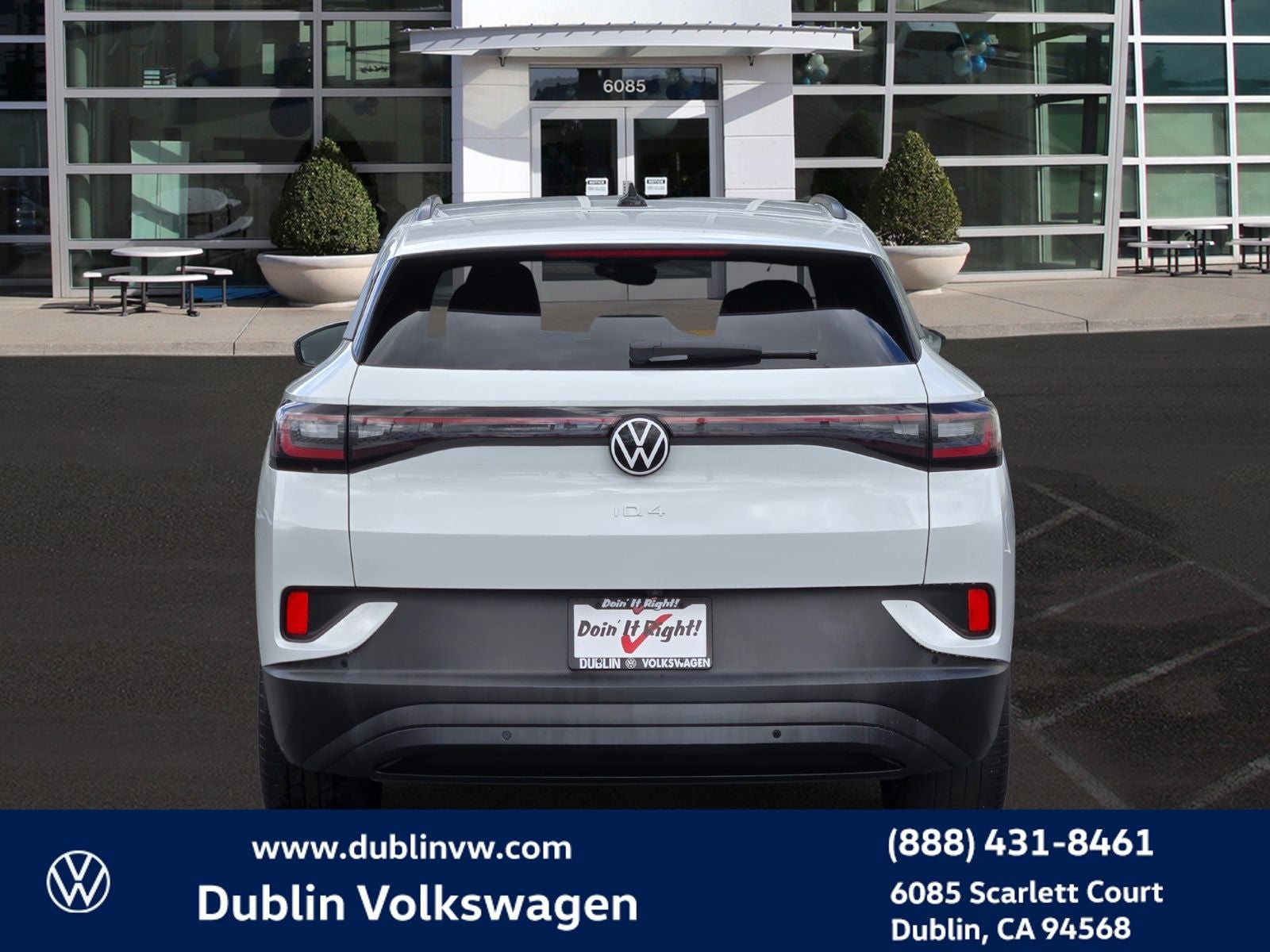 2023 Volkswagen ID.4 Pro
