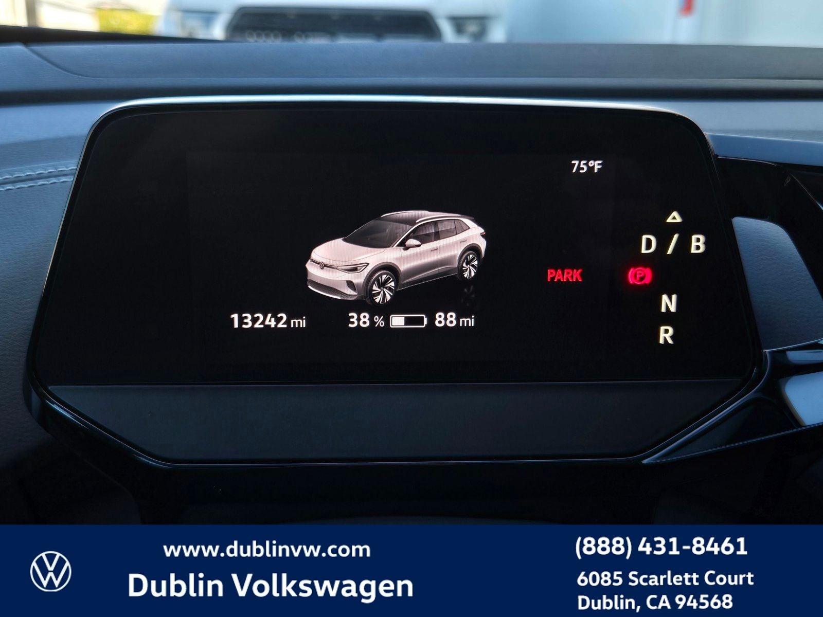 2023 Volkswagen ID.4 Pro
