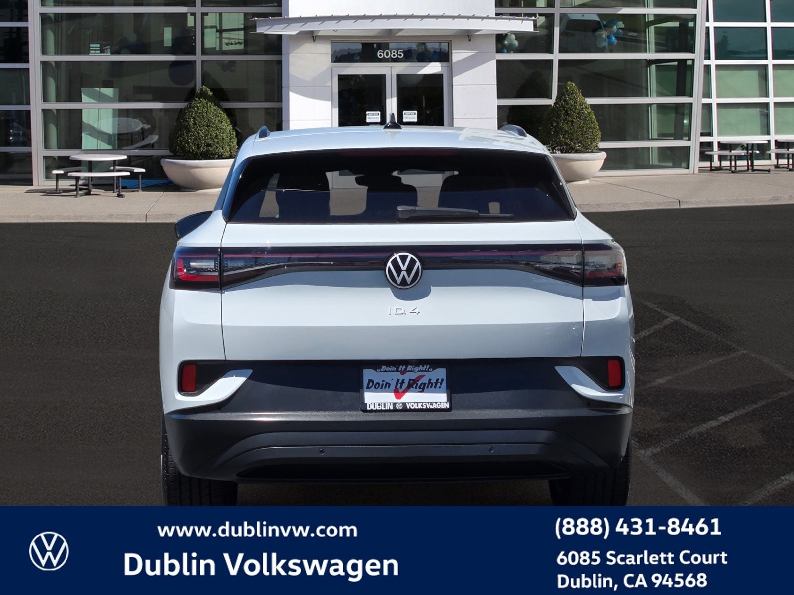 2023 Volkswagen ID.4 Pro