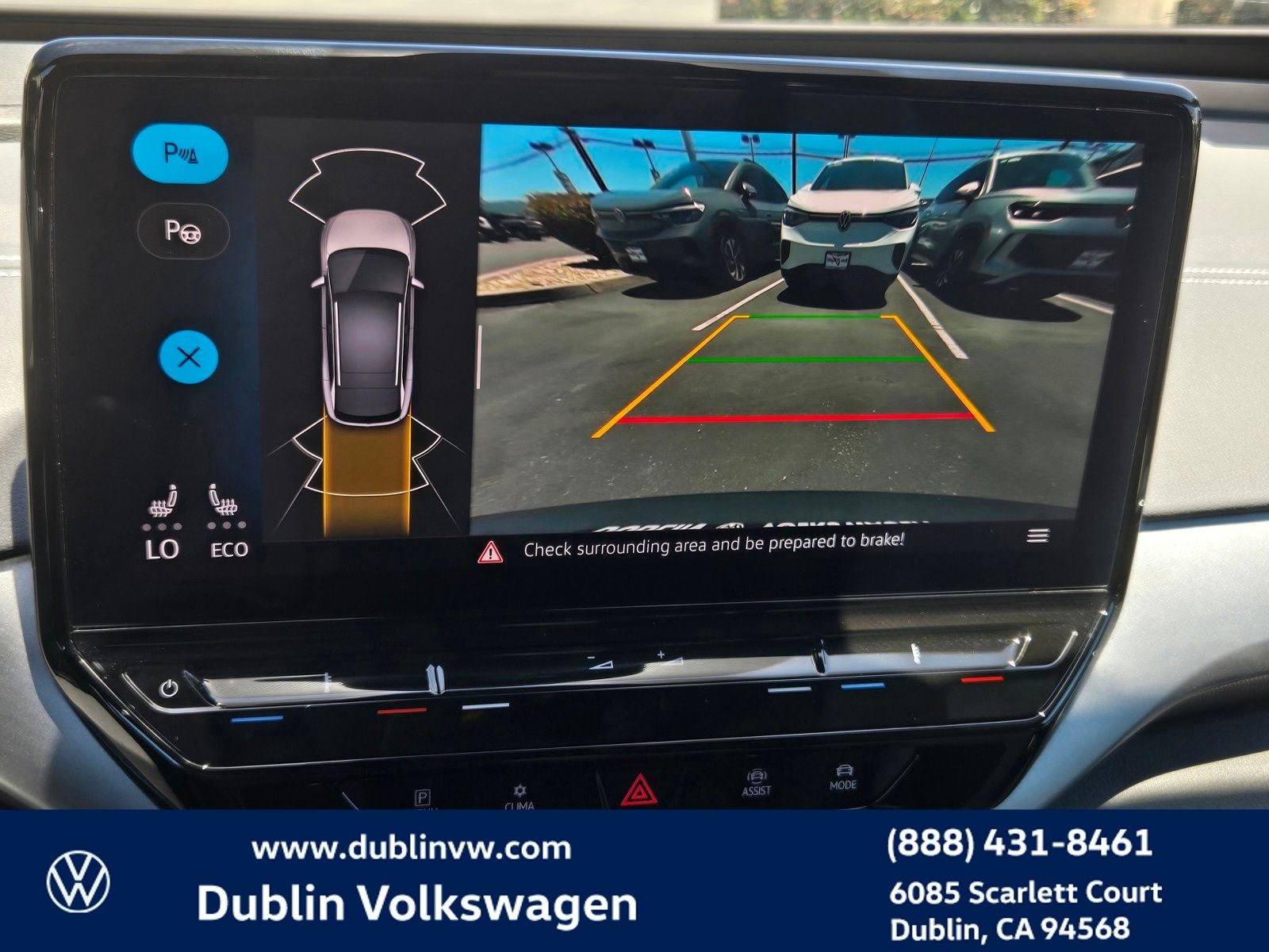 2023 Volkswagen ID.4 Pro
