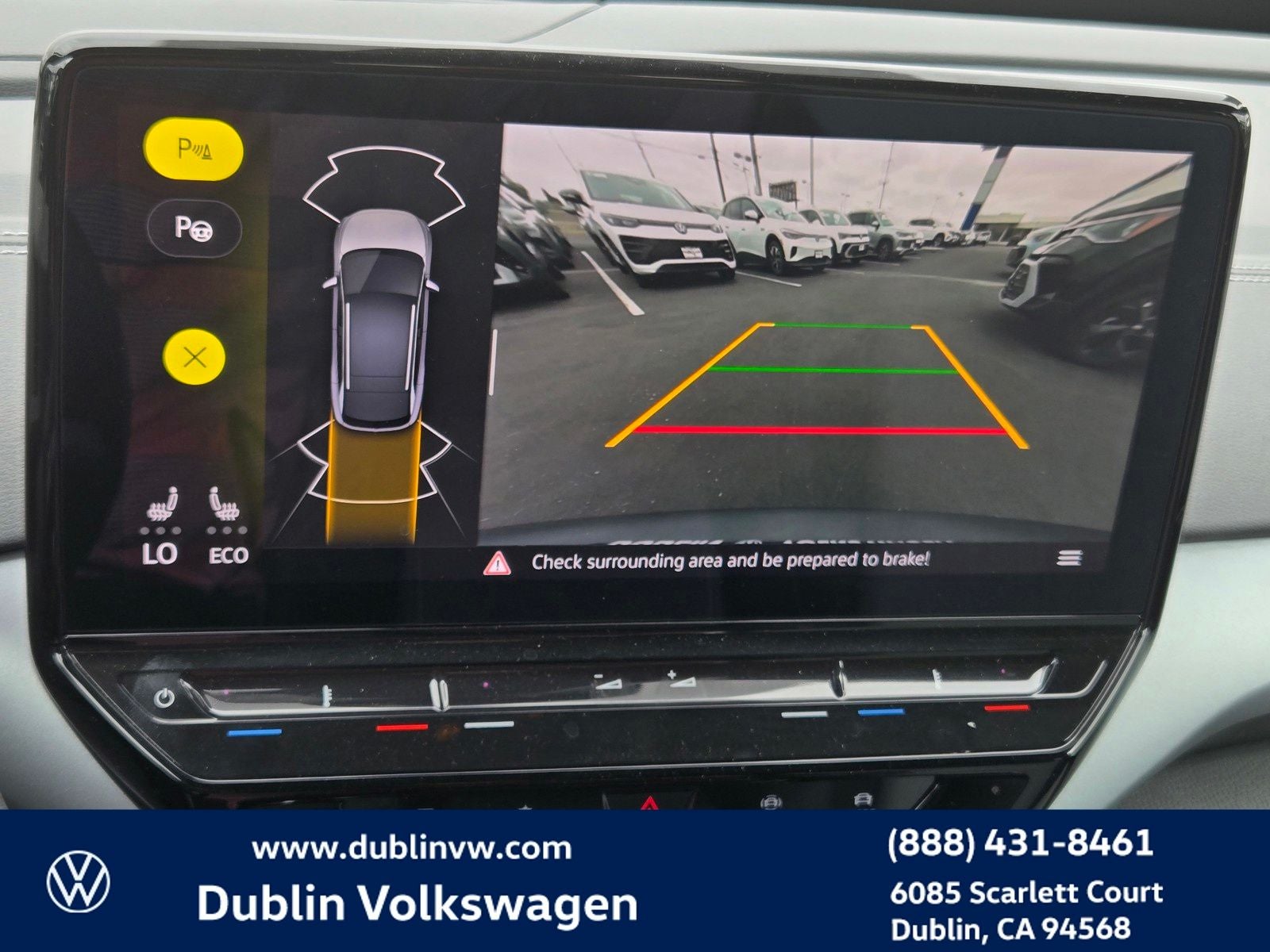 2023 Volkswagen ID.4 Pro