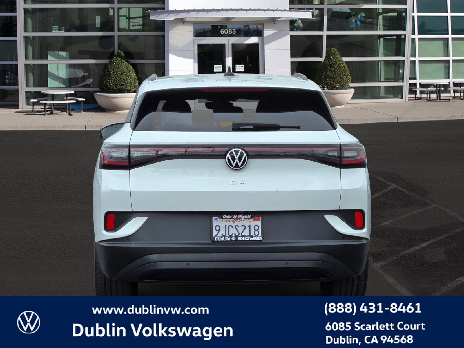 2023 Volkswagen ID.4 Pro