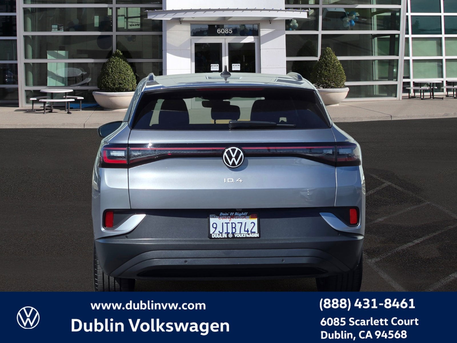 2023 Volkswagen ID.4 Pro