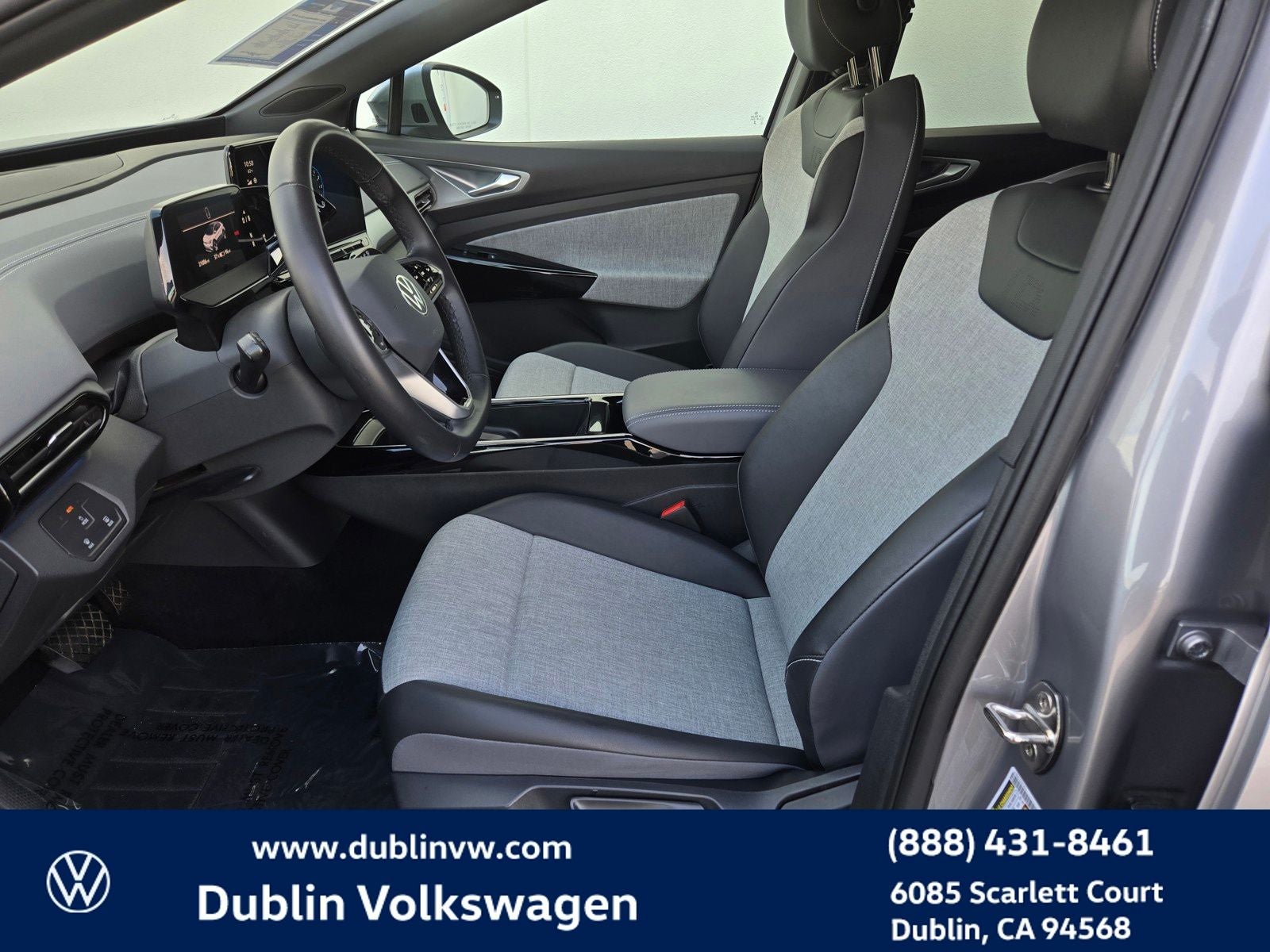 2023 Volkswagen ID.4 Pro