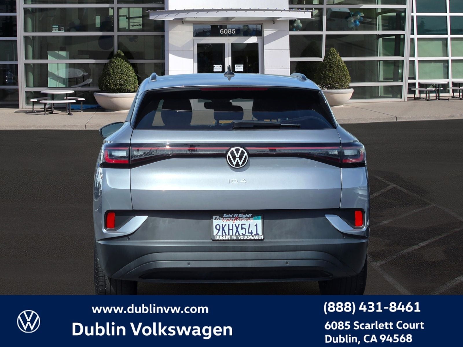 2023 Volkswagen ID.4 Pro