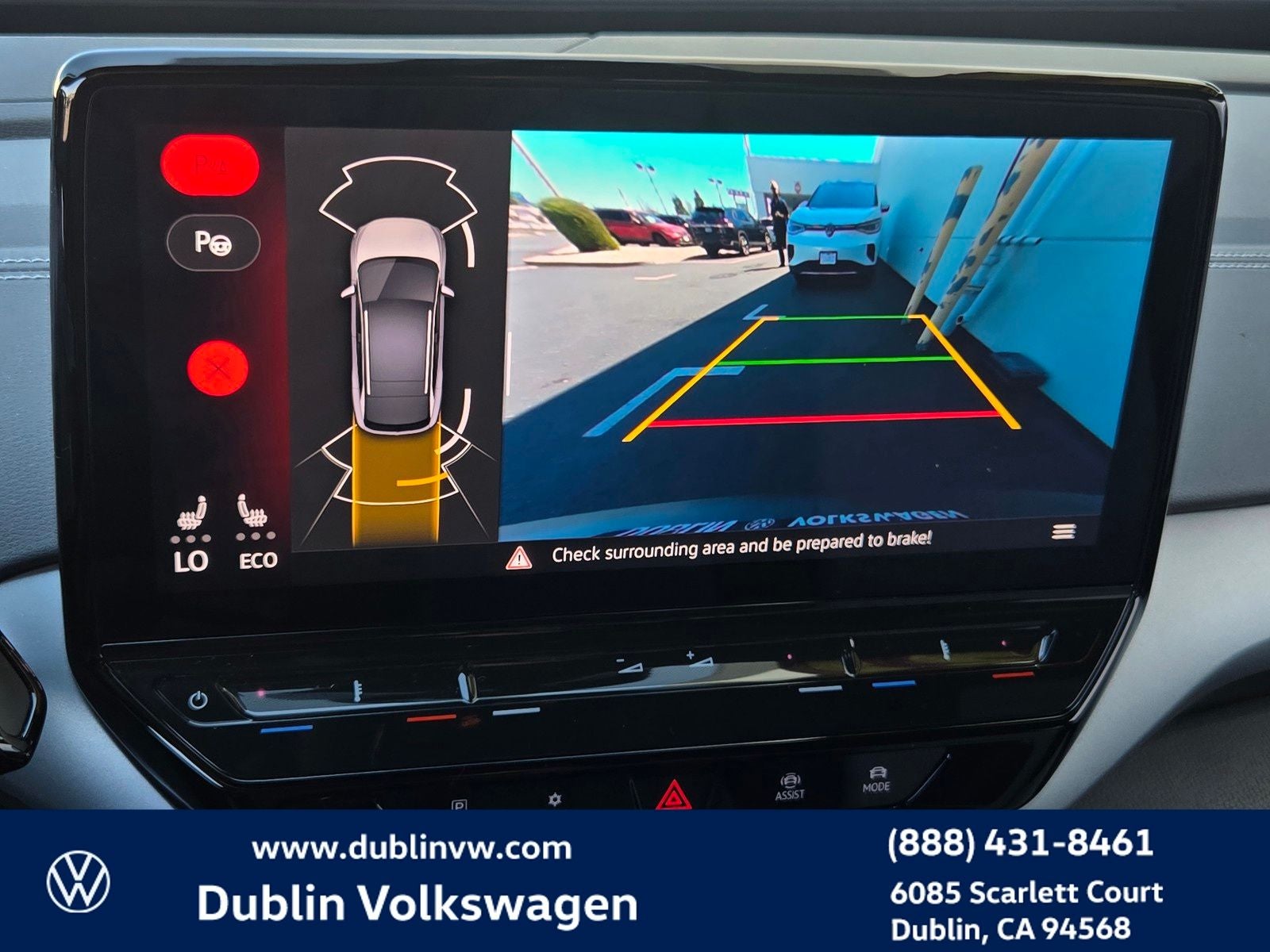 2023 Volkswagen ID.4 Pro