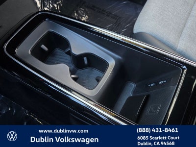 2023 Volkswagen ID.4 Pro