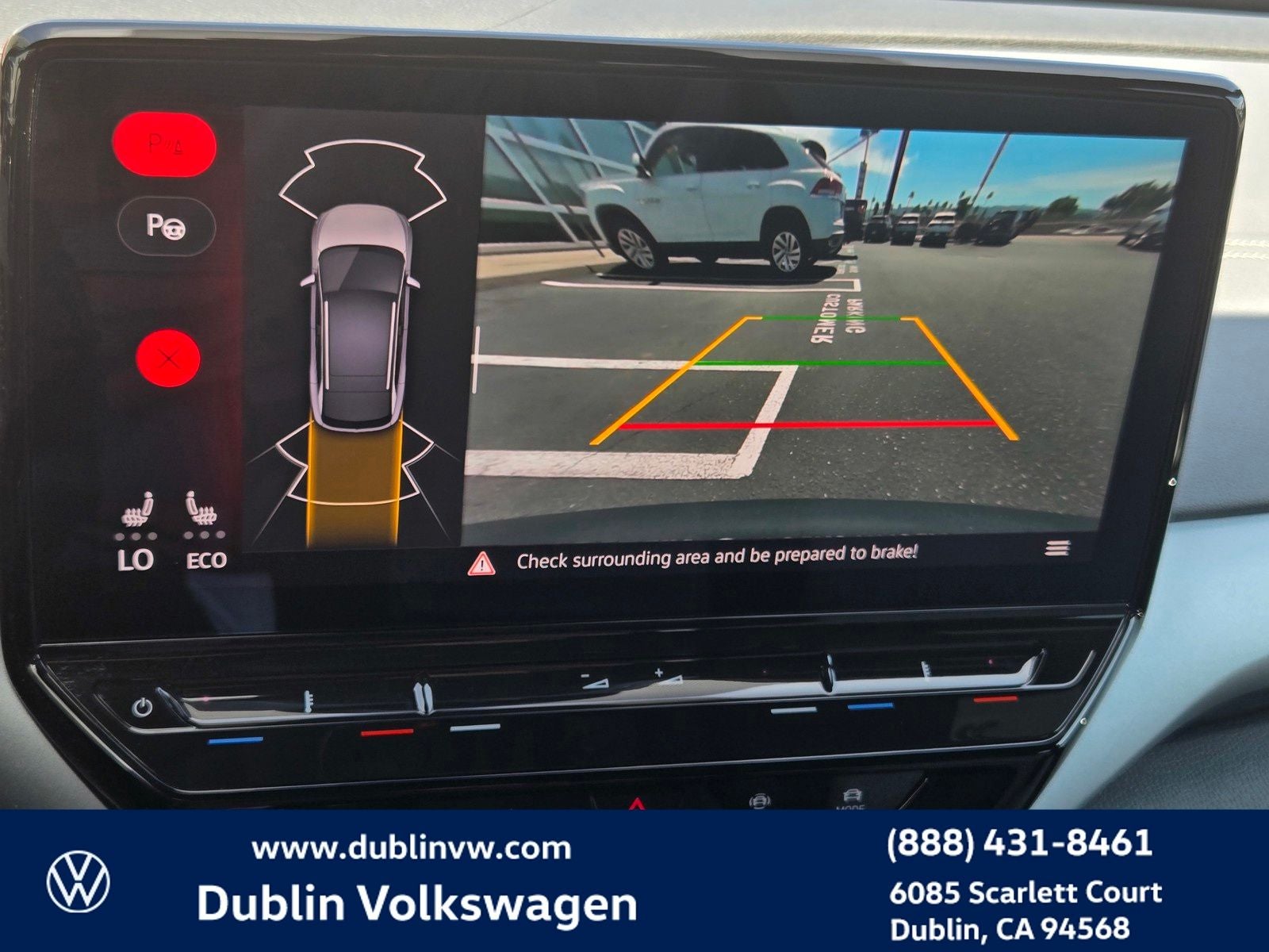 2023 Volkswagen ID.4 Pro