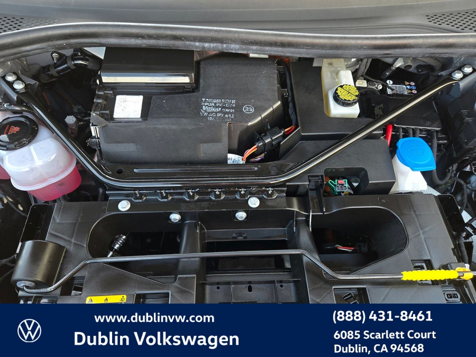 2023 Volkswagen ID.4 Pro