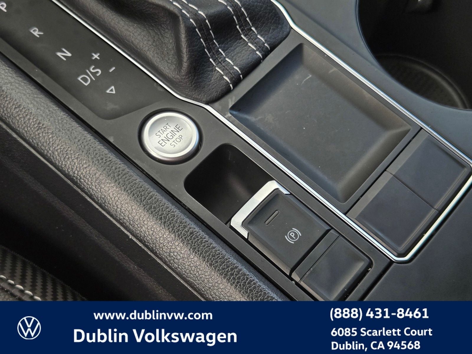 2023 Volkswagen Atlas Cross Sport 2.0T SE