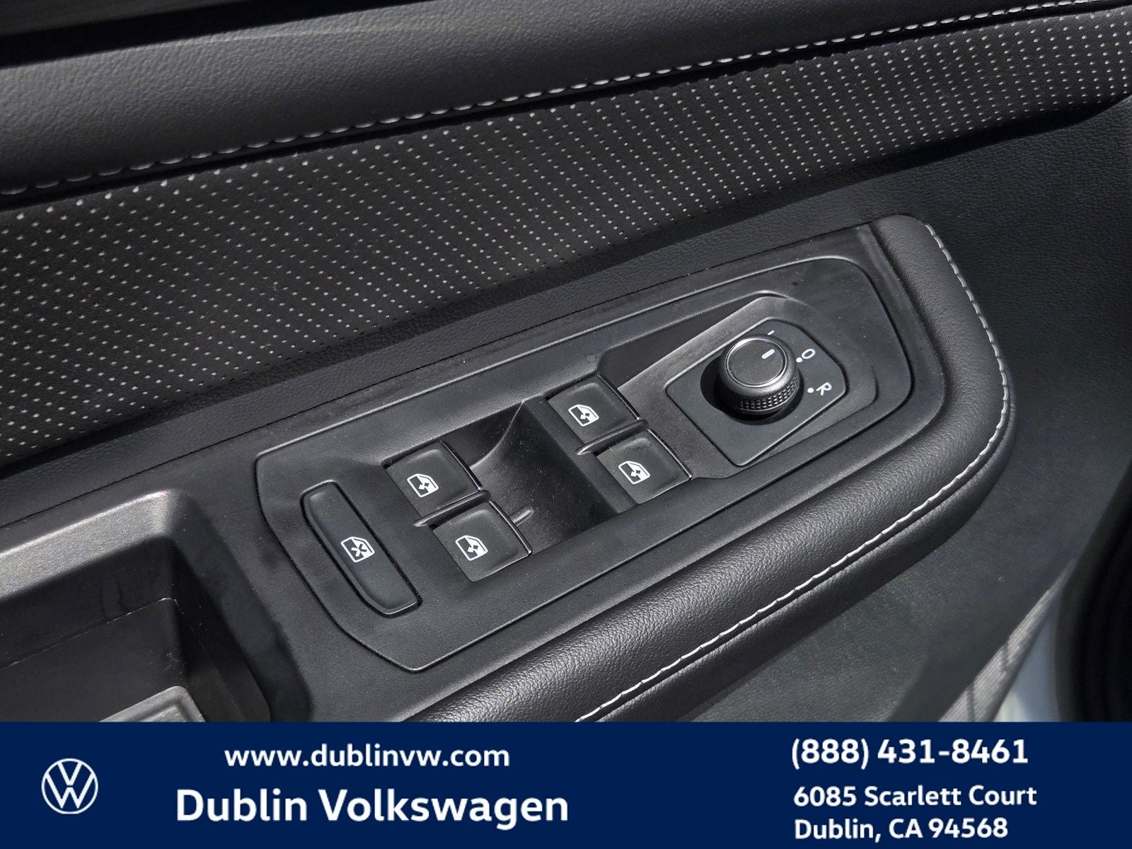 2024 Volkswagen Atlas Cross Sport 2.0T SE