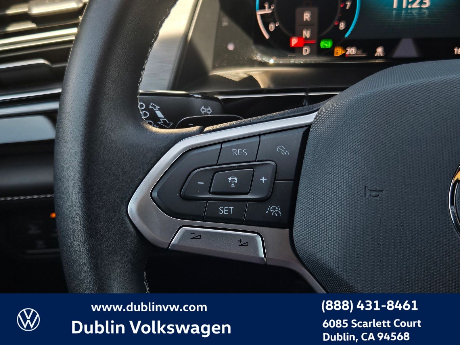 2024 Volkswagen Atlas Cross Sport 2.0T SE