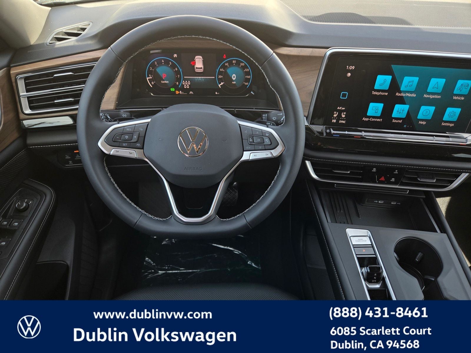 2026 Volkswagen Atlas 2.0T SE