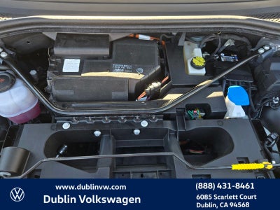 2023 Volkswagen ID.4 Pro