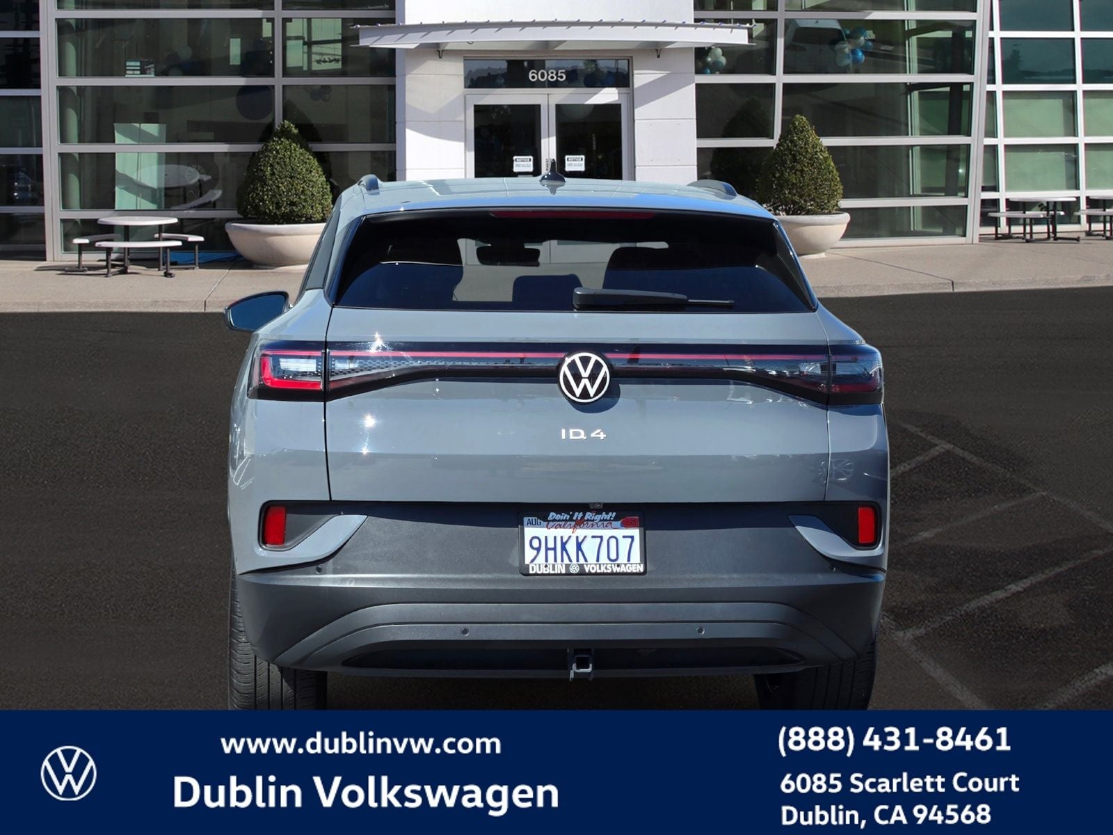2023 Volkswagen ID.4 Pro