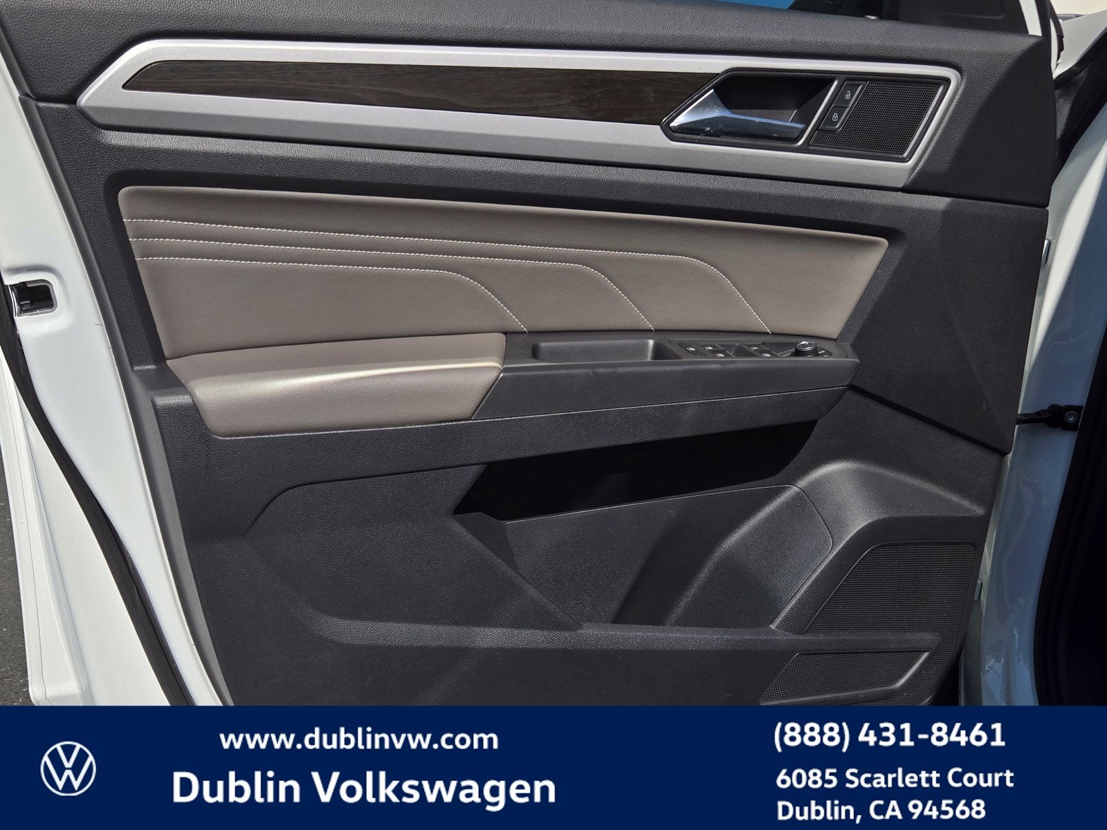 2023 Volkswagen Atlas 2.0T SE